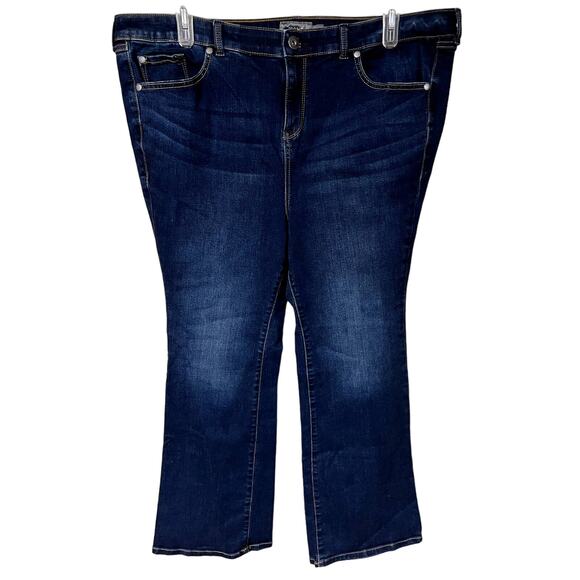 Torrid Jeans Womens 20W Short Luxe Slim Baby Boot Mid-Rise Bootcut 20WS 20WP - Picture 1 of 12